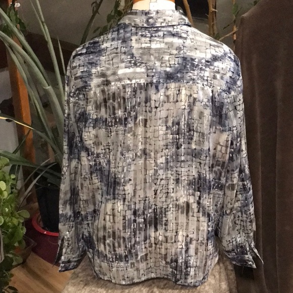 Alfred Dunner shimmering squares dressy blouse - Picture 2 of 6